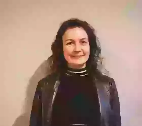 Valentina Davis<br/><h5>Accounts Clerk</h5>